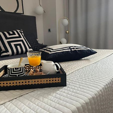 Arena Design Apartments With Free Private Parking And With A Terrace بولا المظهر الخارجي الصورة