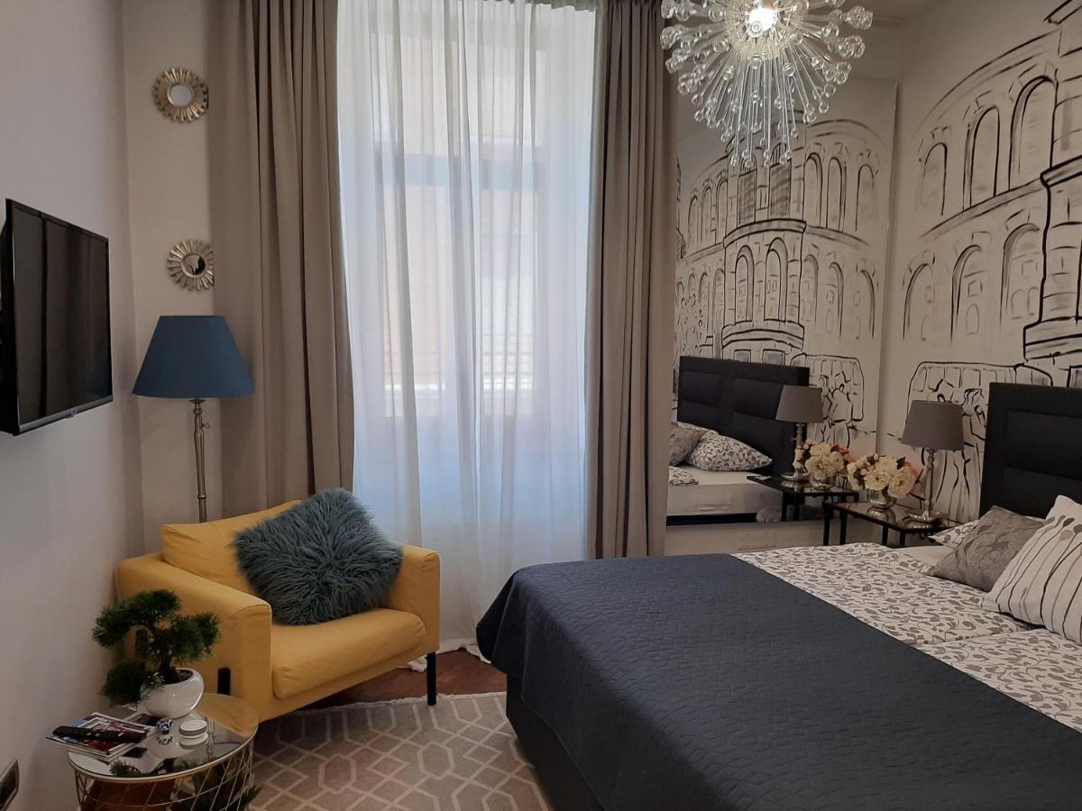 Arena Design Apartments With Free Private Parking And With A Terrace بولا المظهر الخارجي الصورة