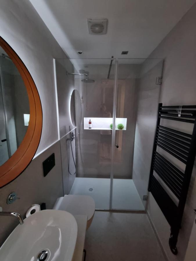 Arena Design Apartments With Free Private Parking And With A Terrace بولا المظهر الخارجي الصورة