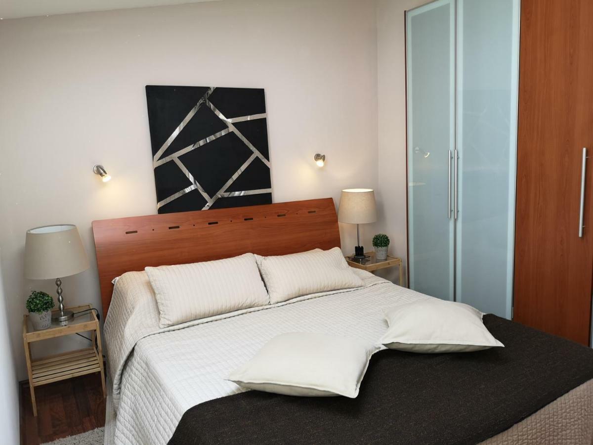 Arena Design Apartments With Free Private Parking And With A Terrace بولا المظهر الخارجي الصورة