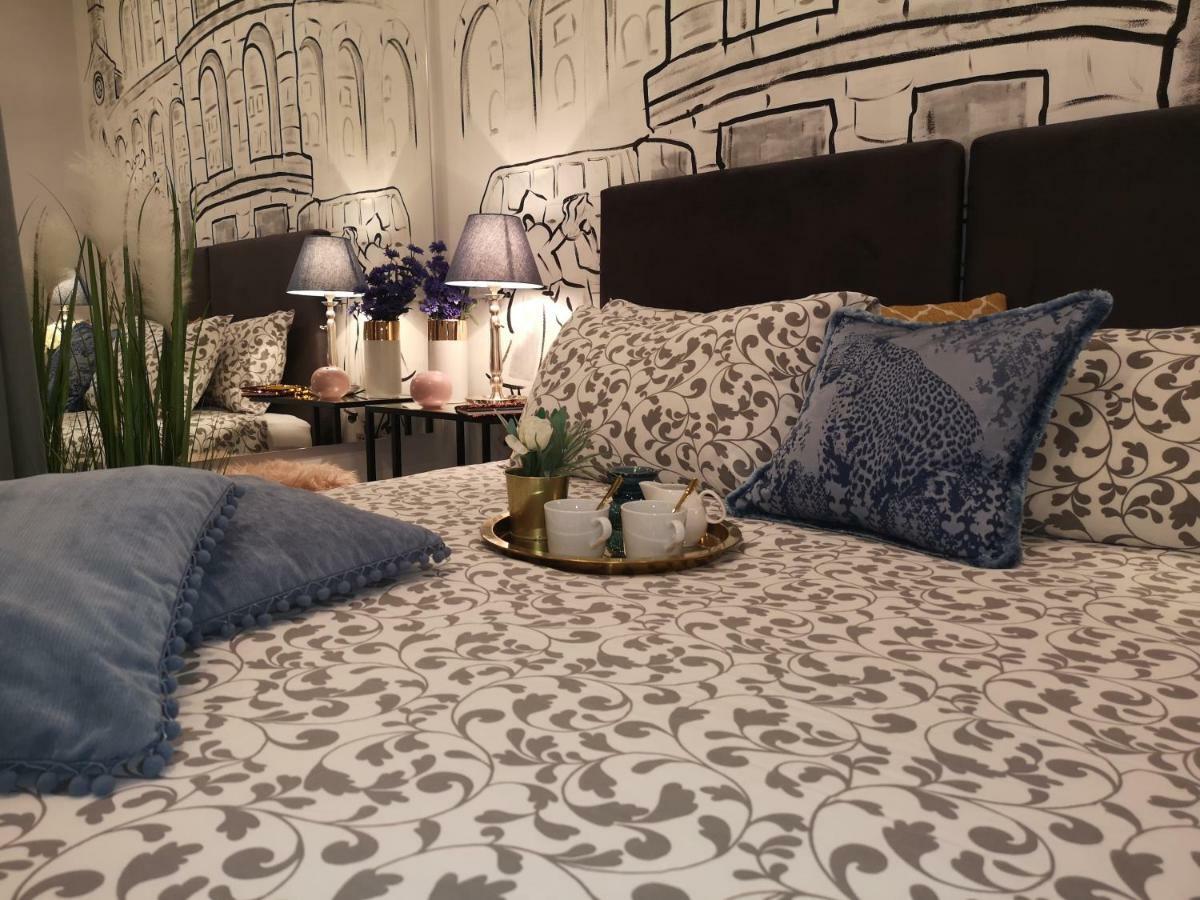 Arena Design Apartments With Free Private Parking And With A Terrace بولا المظهر الخارجي الصورة
