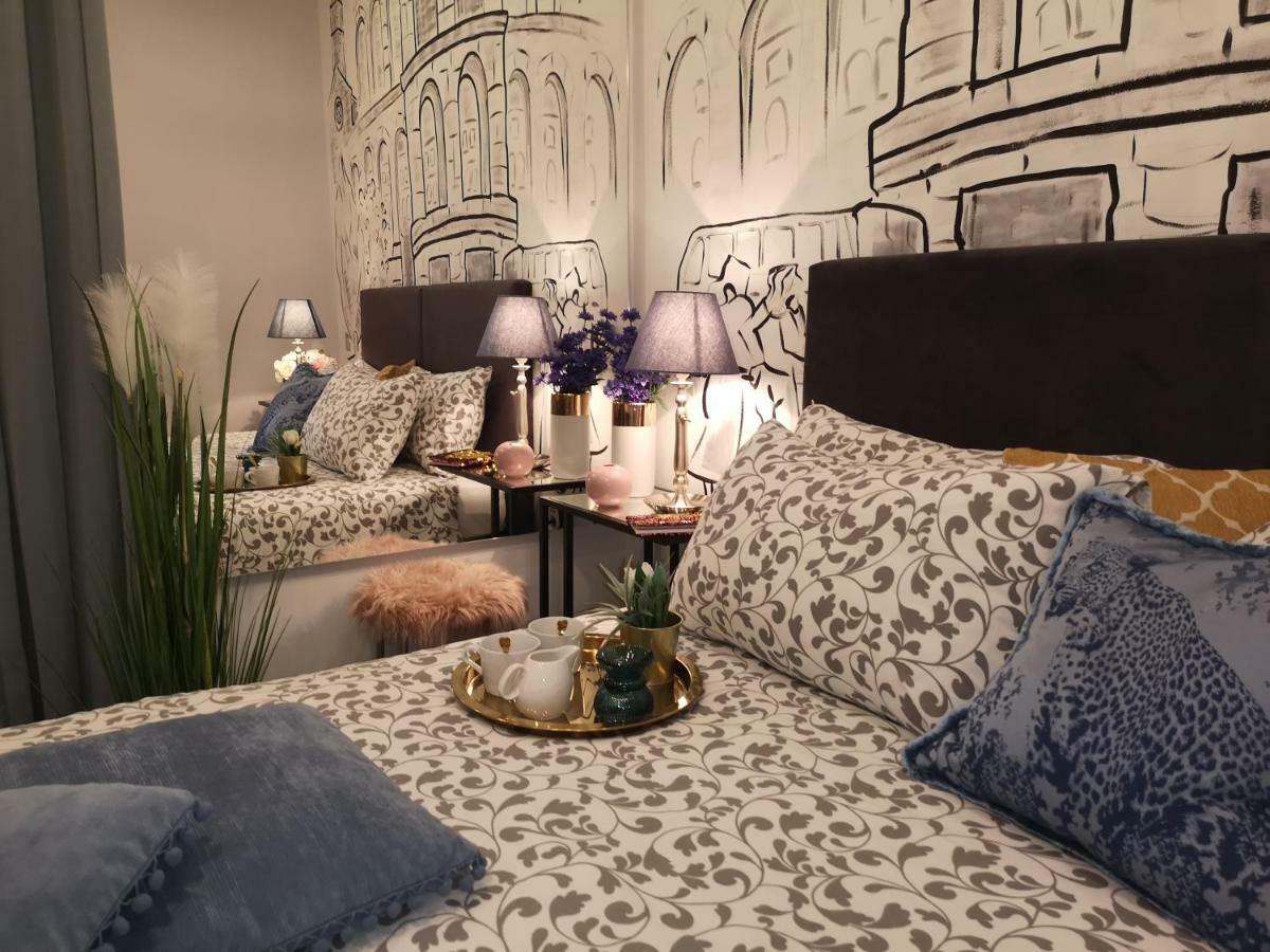 Arena Design Apartments With Free Private Parking And With A Terrace بولا المظهر الخارجي الصورة