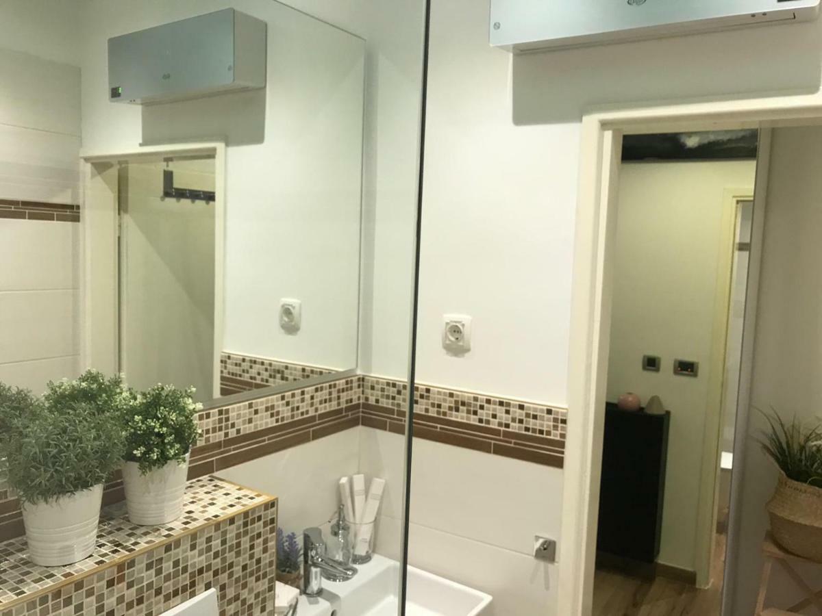 Arena Design Apartments With Free Private Parking And With A Terrace بولا المظهر الخارجي الصورة